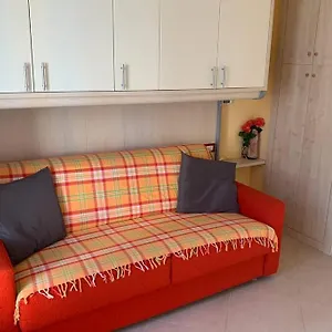 Casa Manuel E Giulia Camporosso (Liguria)